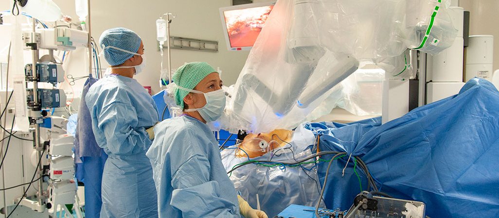 Utilisation du robot chirurgical en urologie dans le cadre d'un cancer de la prostate.