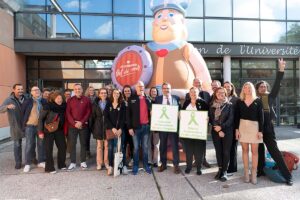 Dons d'organes, mascotte OLAF , viking avec l'equipe CHU et universite
